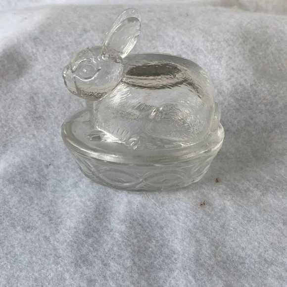 Galerie Glass Bunny on Nest Dish 2 Pc Vintage - Picture 5 of 5